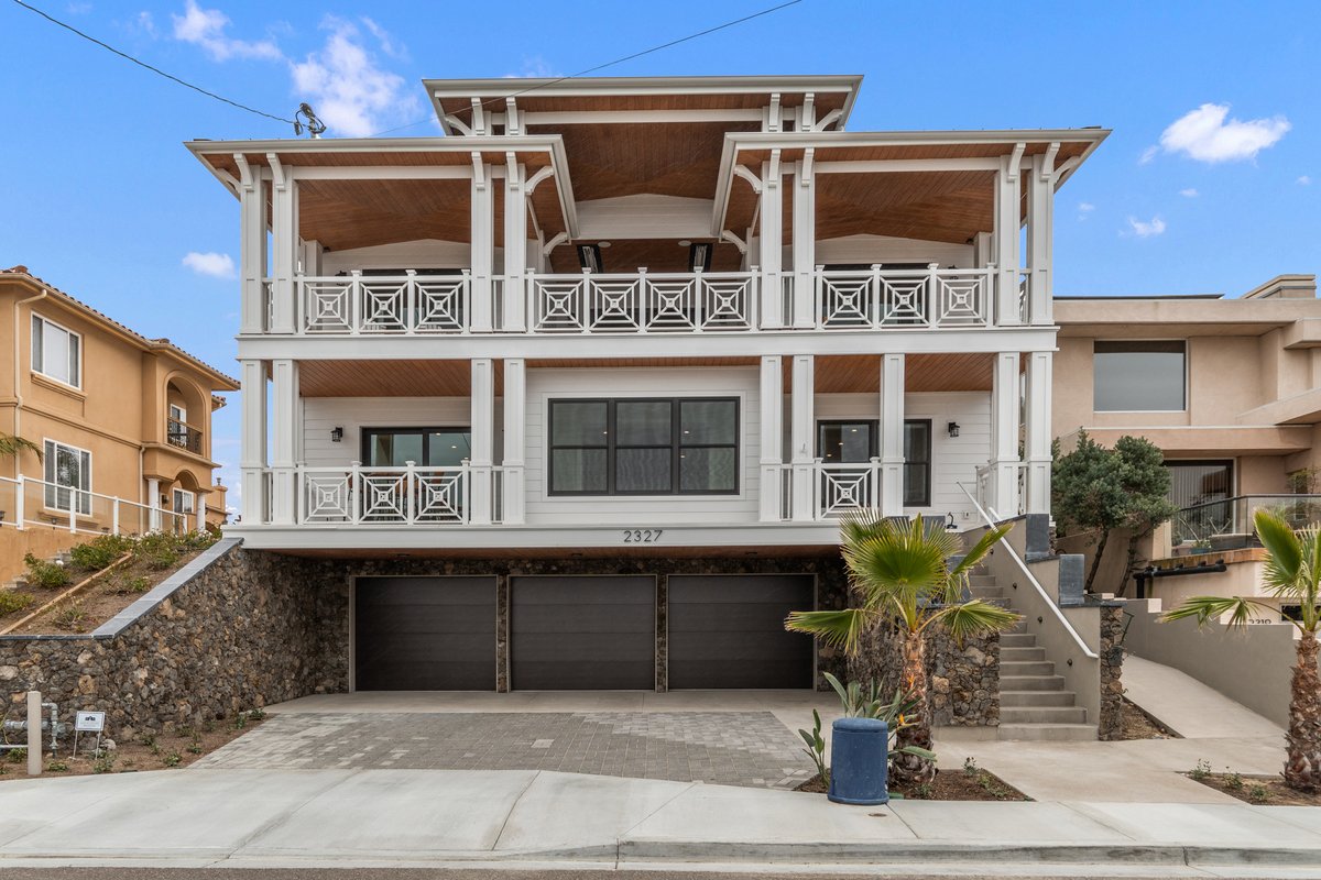 Charming San Diego poolhouse