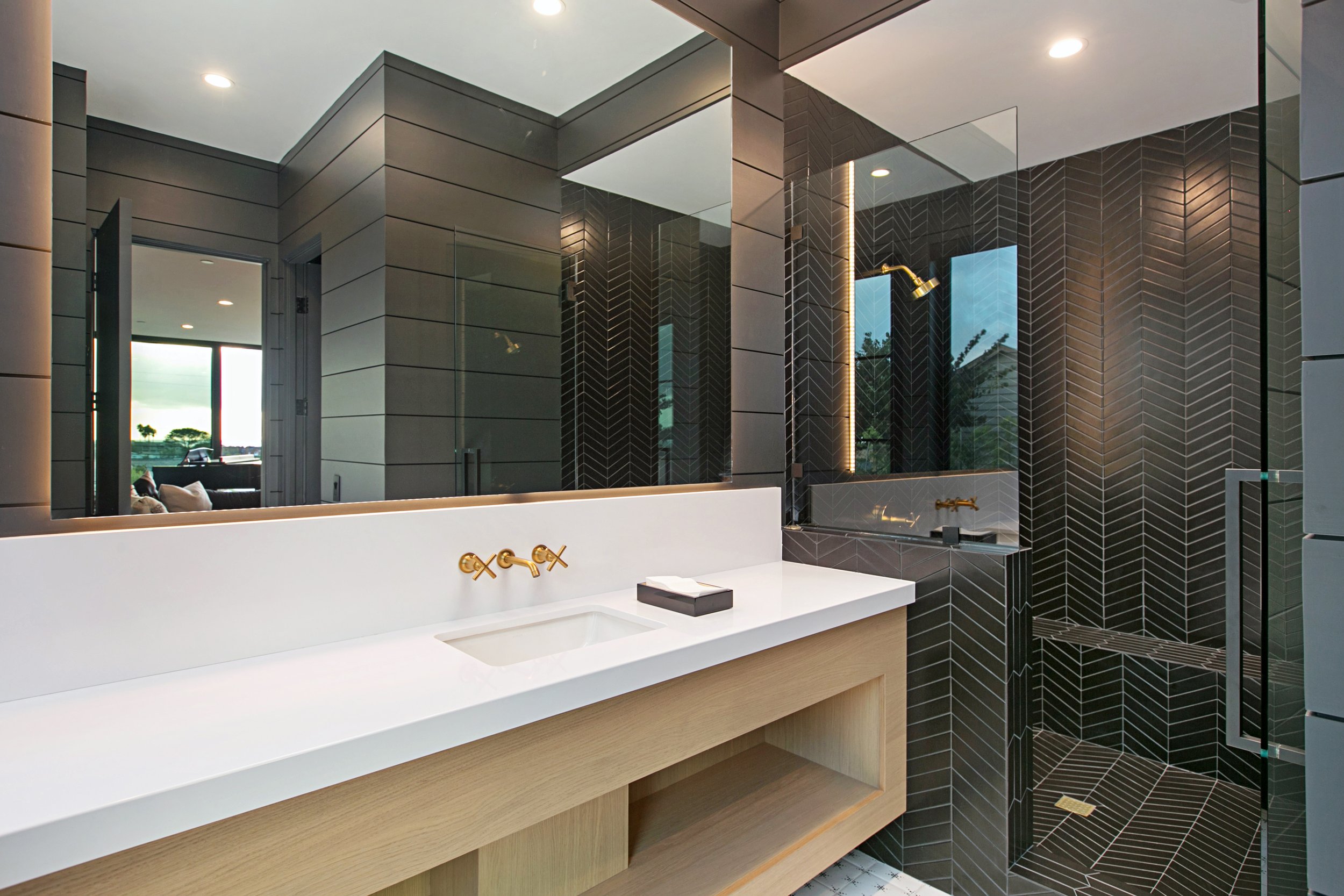 Solana Beach property quality bathroom