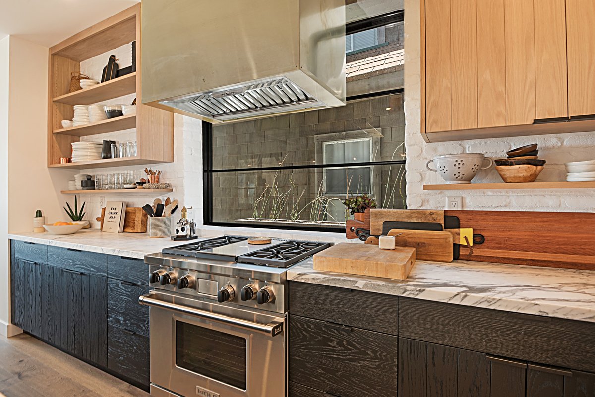 Arjun Brar Constructions: Exquisite kitchen 