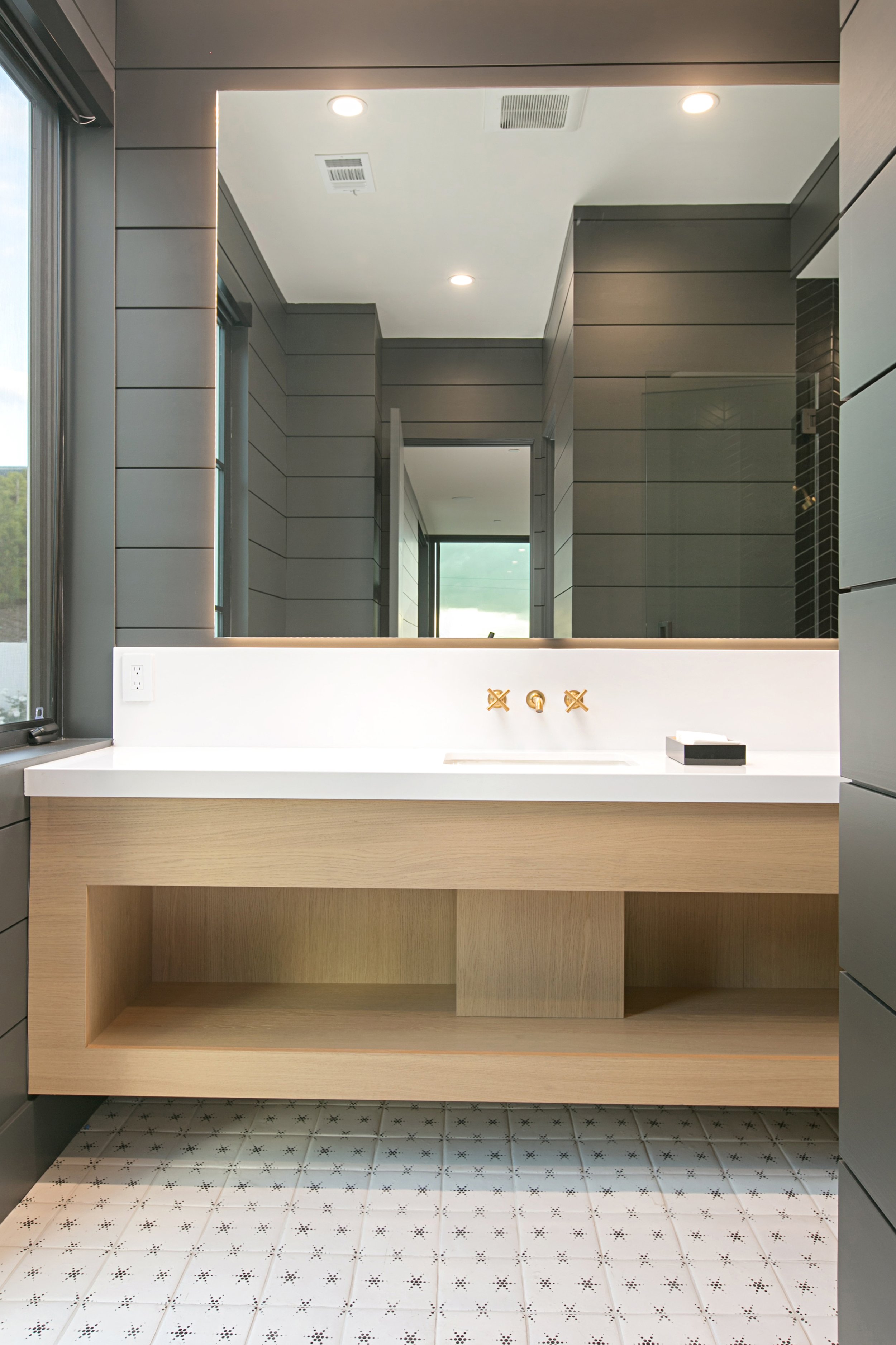 Solana Beach property details